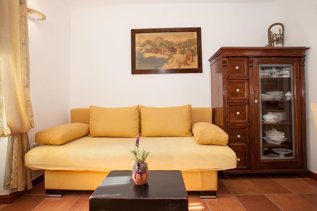 Apartments Linda Makarska Zimmer foto