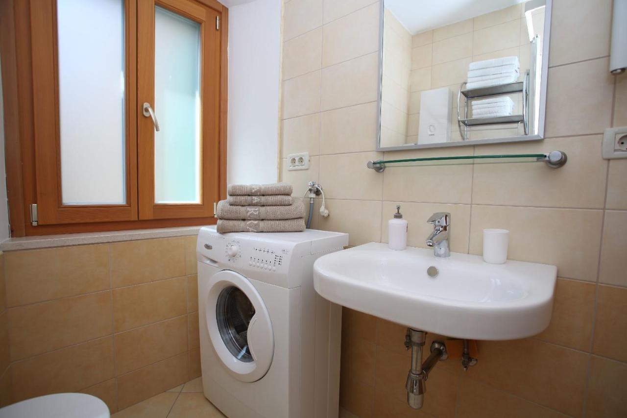 Apartments Linda Makarska Zimmer foto