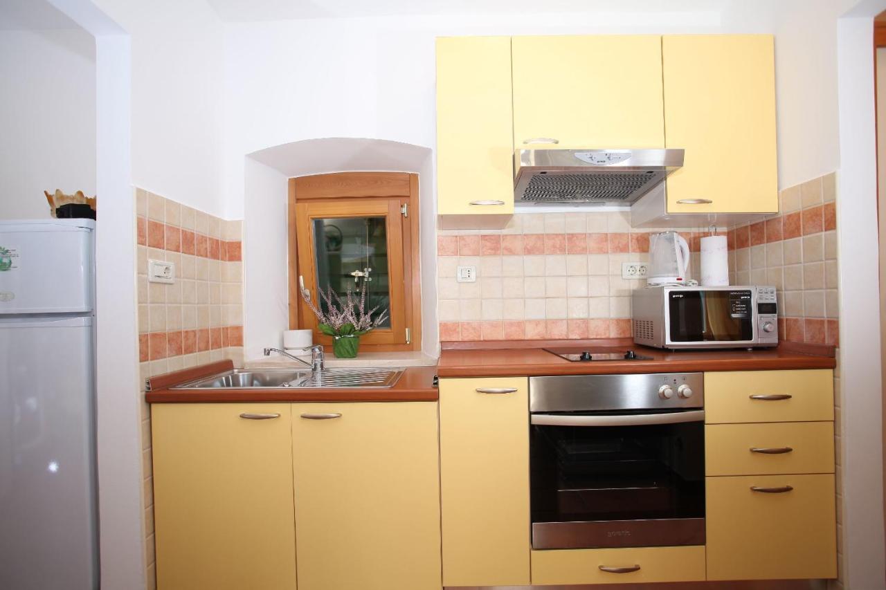 Apartments Linda Makarska Zimmer foto